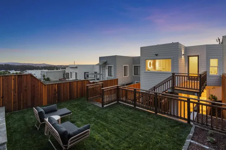 2426 24th Avenue, San Francisco, California 94116