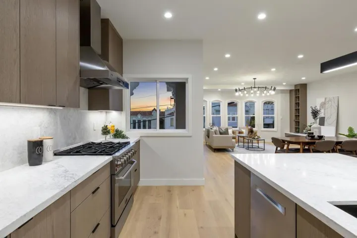 2426 24th Avenue, San Francisco, California 94116
