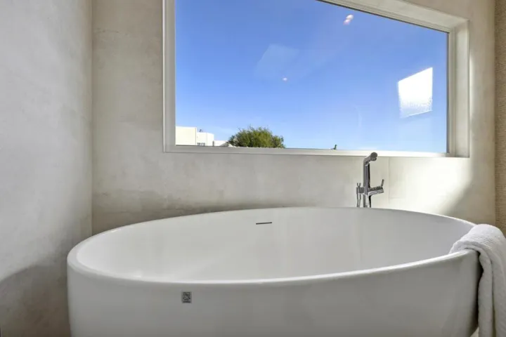2426 24th Avenue, San Francisco, California 94116