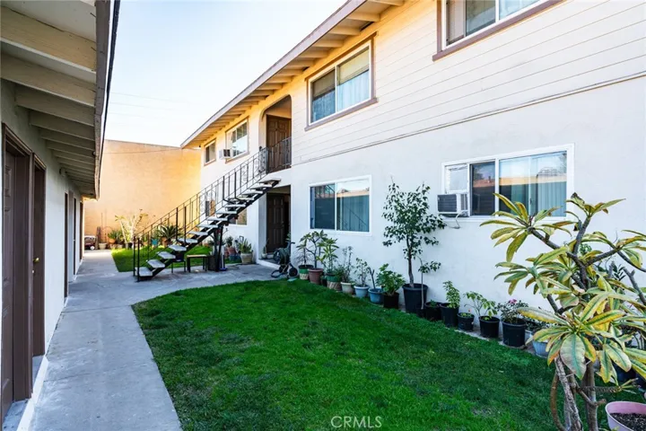 2306 W Roberta Avenue, Fullerton, California 92833