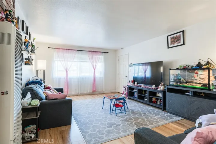 2306 W Roberta Avenue, Fullerton, California 92833