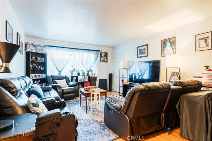 2306 W Roberta Avenue, Fullerton, California 92833