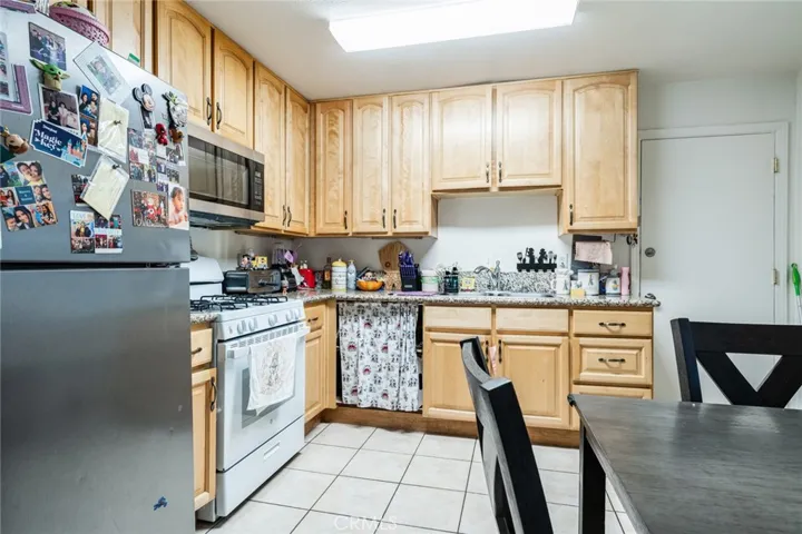 2306 W Roberta Avenue, Fullerton, California 92833