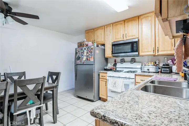2306 W Roberta Avenue, Fullerton, California 92833