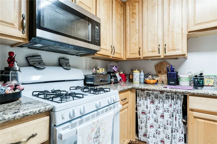 2306 W Roberta Avenue, Fullerton, California 92833