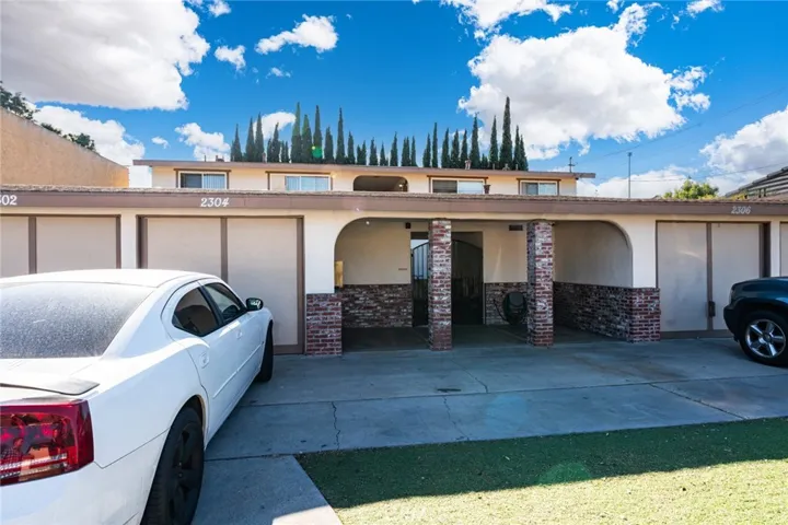 2306 W Roberta Avenue, Fullerton, California 92833
