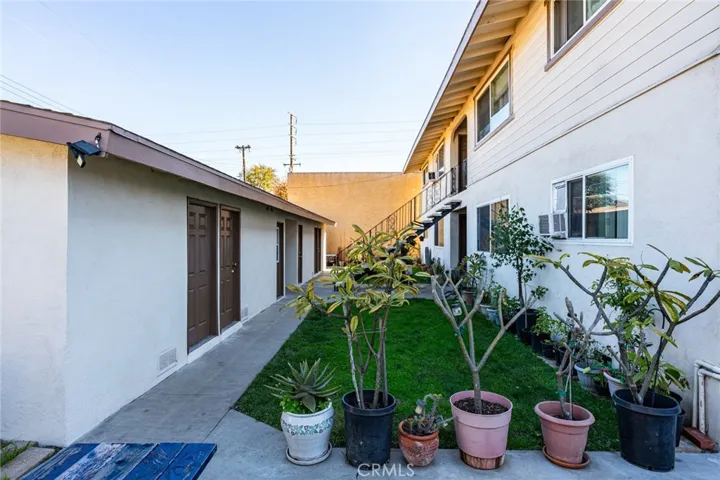 2306 W Roberta Avenue, Fullerton, California 92833