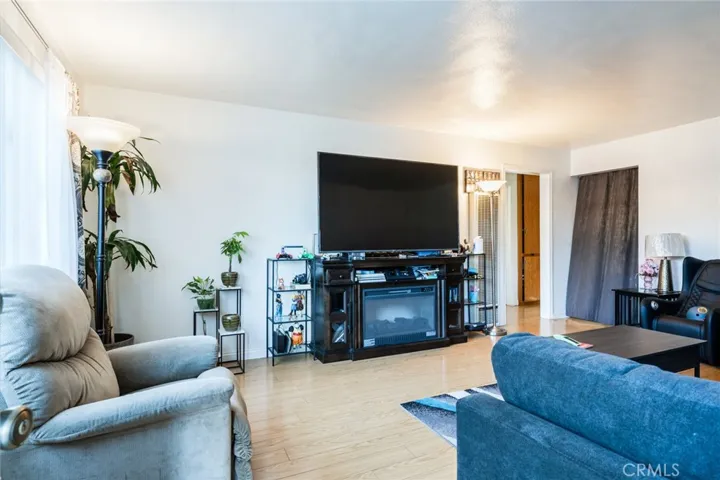 2306 W Roberta Avenue, Fullerton, California 92833