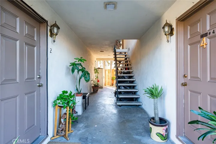 2306 W Roberta Avenue, Fullerton, California 92833