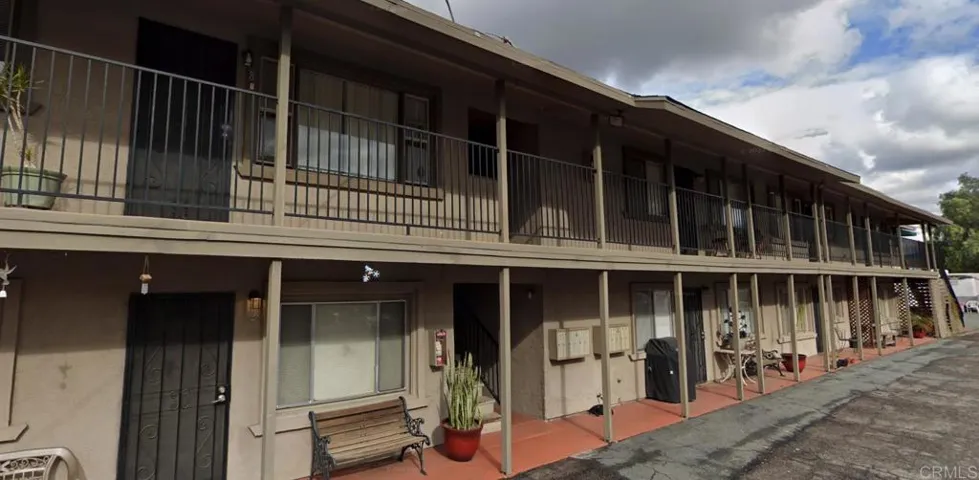 9747 Riverview Avenue, Lakeside, California 92040