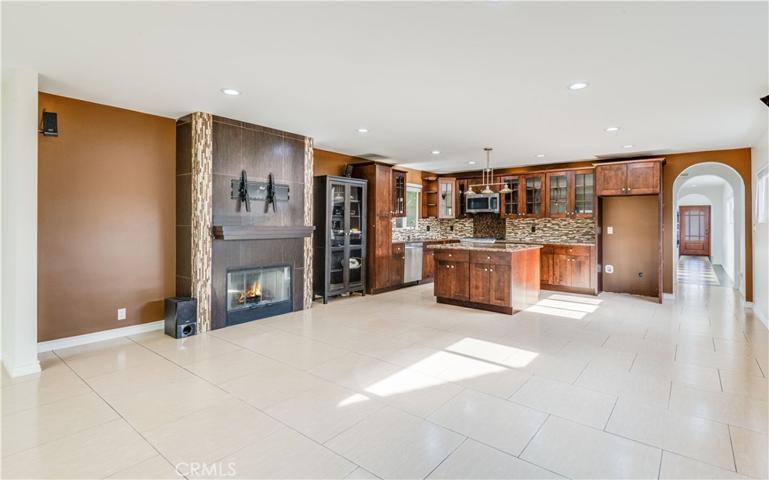 24705 Woodward Ave, Lomita, California 90717