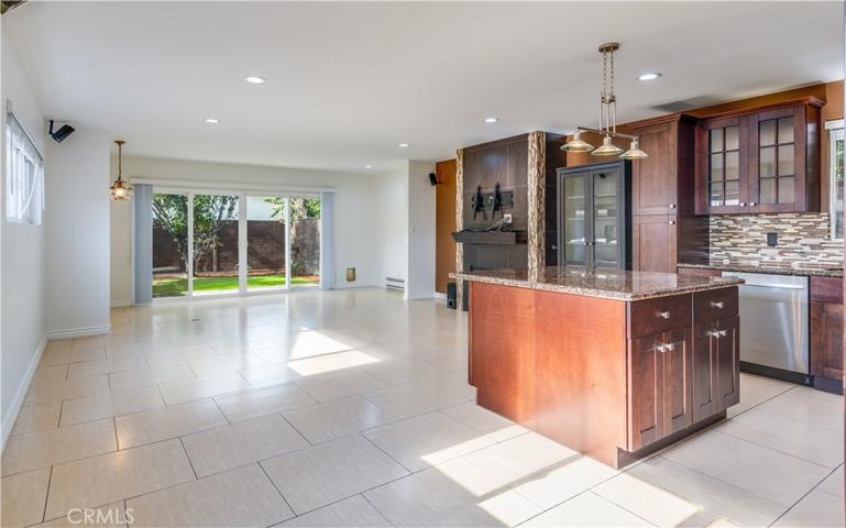 24705 Woodward Ave, Lomita, California 90717