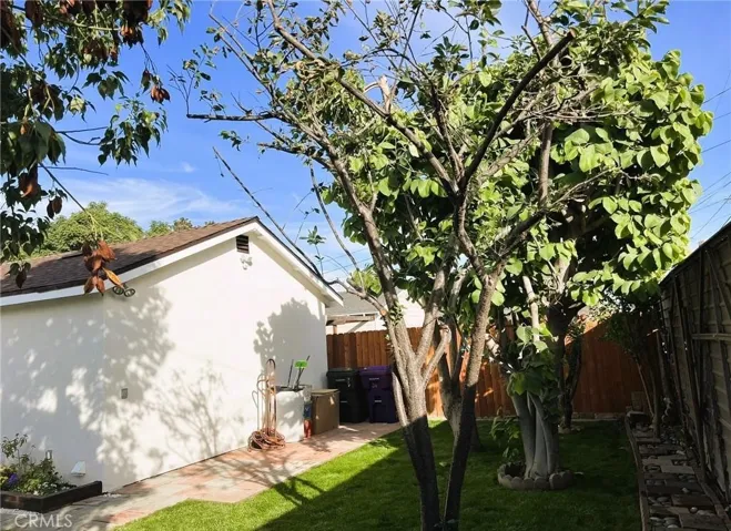318 E Osgood Street, Long Beach, California 90805