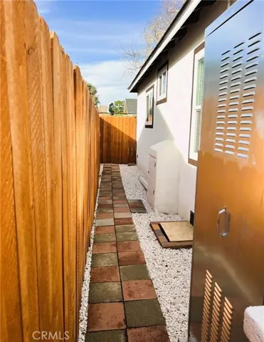 318 E Osgood Street, Long Beach, California 90805