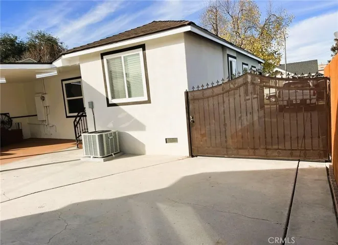 318 E Osgood Street, Long Beach, California 90805