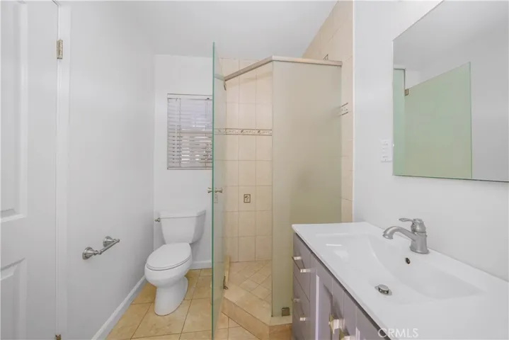 Bedroom 1 Bathroom