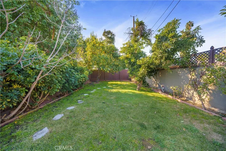 7445 Mammoth Avenue, Van Nuys, California 91405