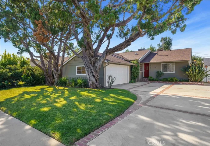 7445 Mammoth Avenue, Van Nuys, California 91405