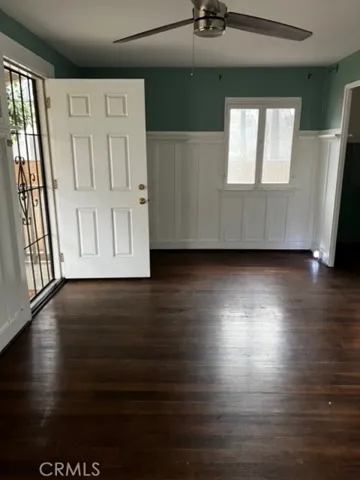 Livingroom too