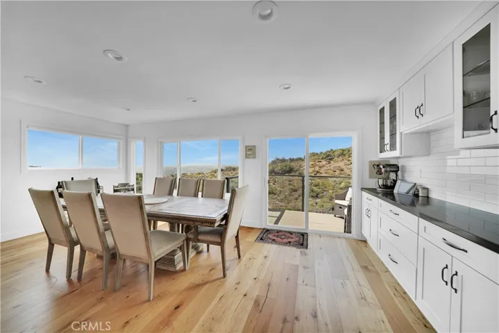 1884 Del Mar Avenue, Laguna Beach, California 92651