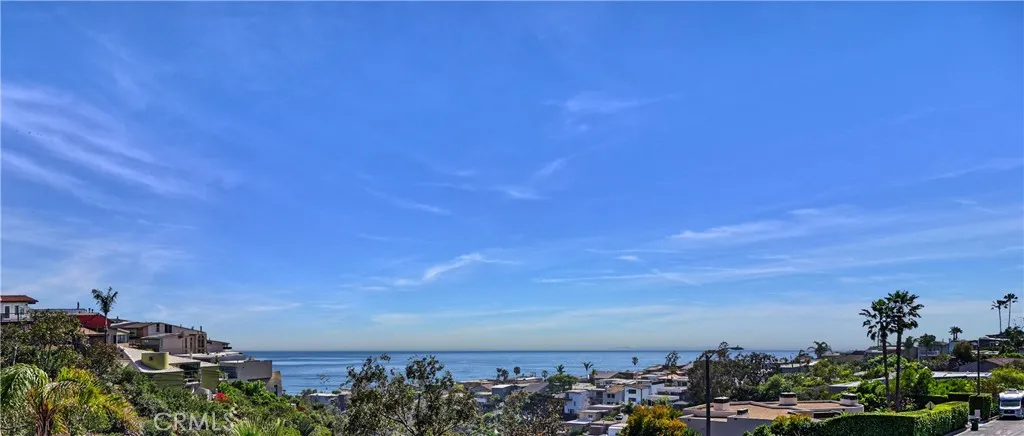 1884 Del Mar Avenue, Laguna Beach, California 92651