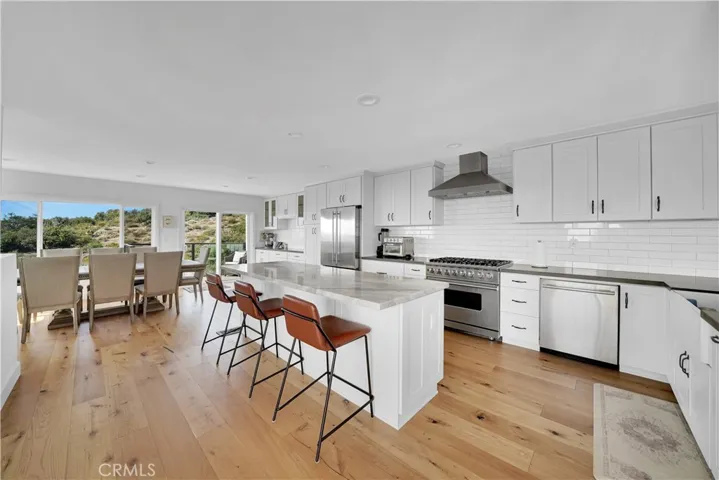 1884 Del Mar Avenue, Laguna Beach, California 92651