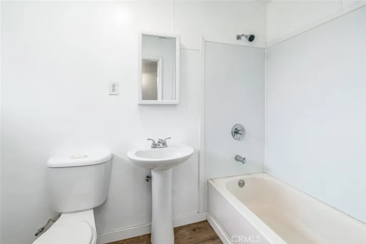 459 Machado Avenue, Bakersfield, California 93307