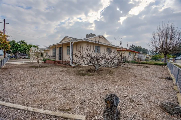 459 Machado Avenue, Bakersfield, California 93307