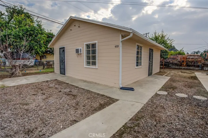 459 Machado Avenue, Bakersfield, California 93307