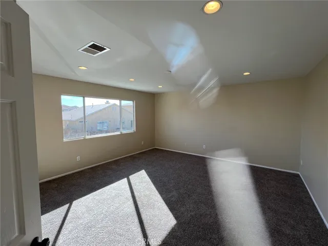 13663 Braidwood Court, Victorville, California 92392