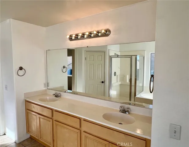 13663 Braidwood Court, Victorville, California 92392