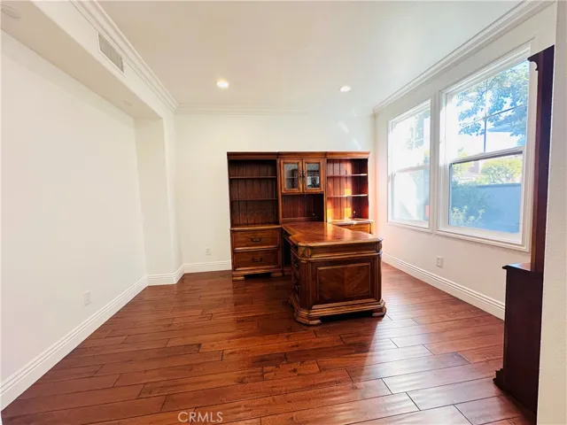 Office /Den with beautiful desk set