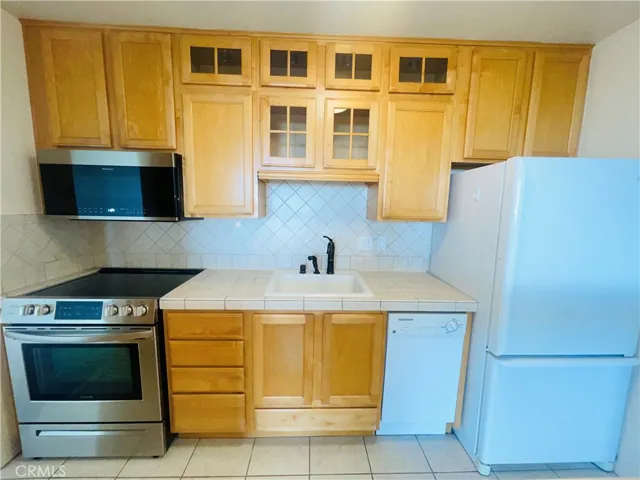 6526 Ocean Crest Dr., Rancho Palos Verdes, California 90275