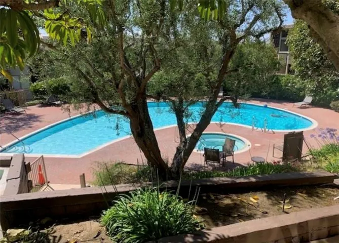 6526 Ocean Crest Dr., Rancho Palos Verdes, California 90275