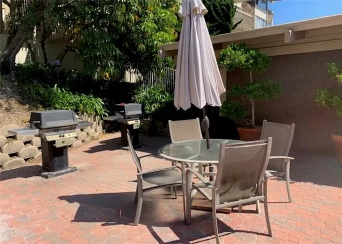 6526 Ocean Crest Dr., Rancho Palos Verdes, California 90275
