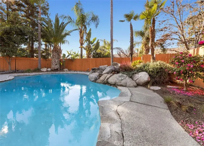 4730 W Nicholas Court, Visalia, California 93291