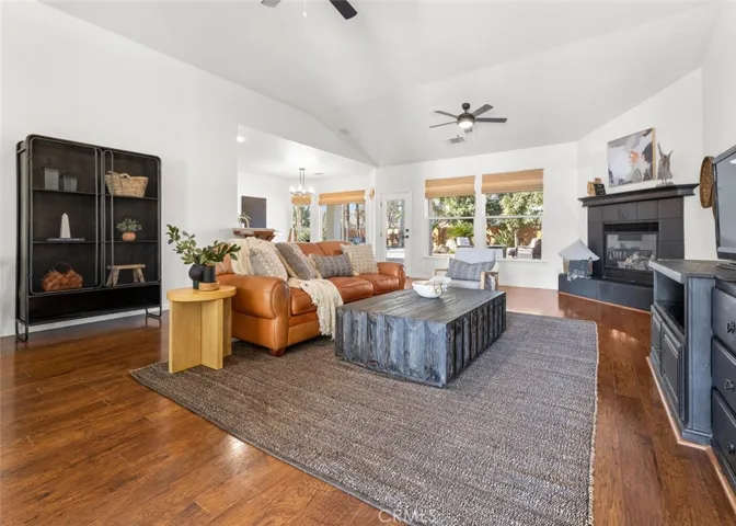4730 W Nicholas Court, Visalia, California 93291