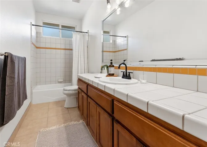 4730 W Nicholas Court, Visalia, California 93291