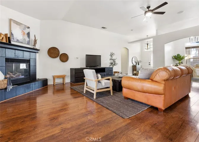 4730 W Nicholas Court, Visalia, California 93291