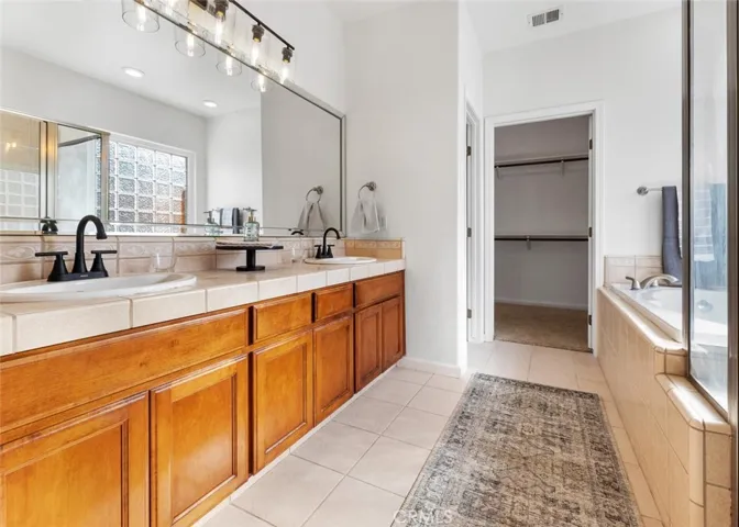 4730 W Nicholas Court, Visalia, California 93291