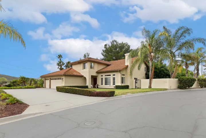 473 Silver Shadow Dr, San Marcos, California 92078