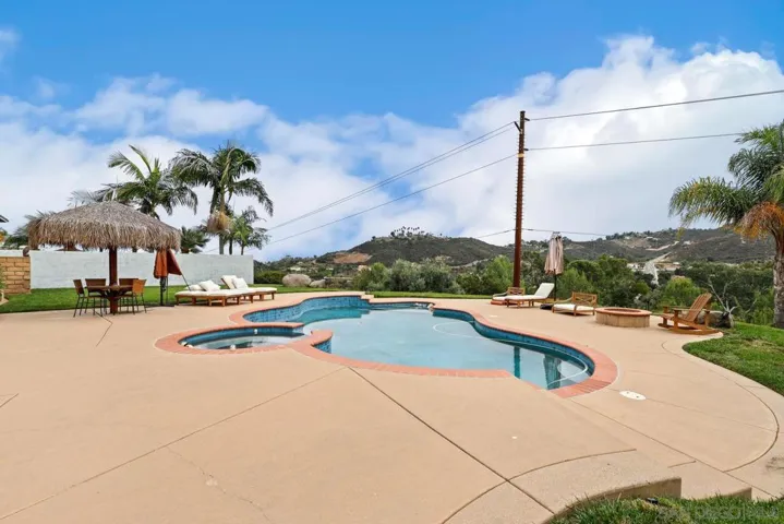 473 Silver Shadow Dr, San Marcos, California 92078