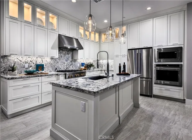 Kitchen with island