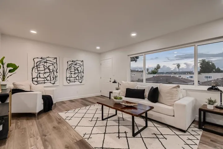 4493 48th Street, San Diego, California 92115