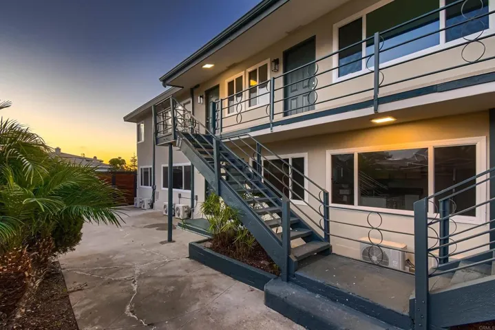 4493 48th Street, San Diego, California 92115