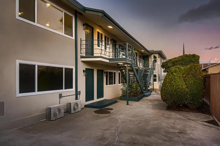 4493 48th Street, San Diego, California 92115
