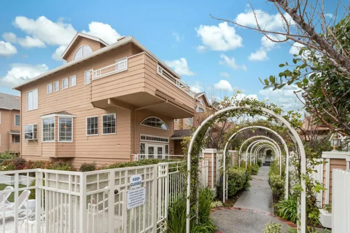 444 San Antonio Road 6a, Palo Alto, California 94306