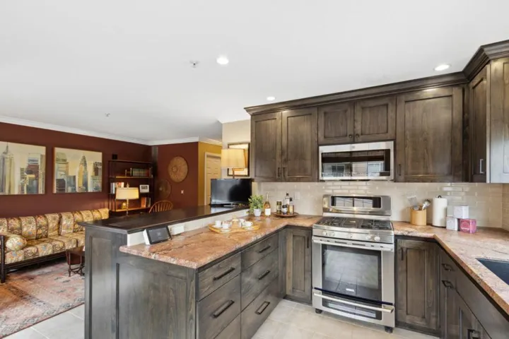 444 San Antonio Road 6a, Palo Alto, California 94306