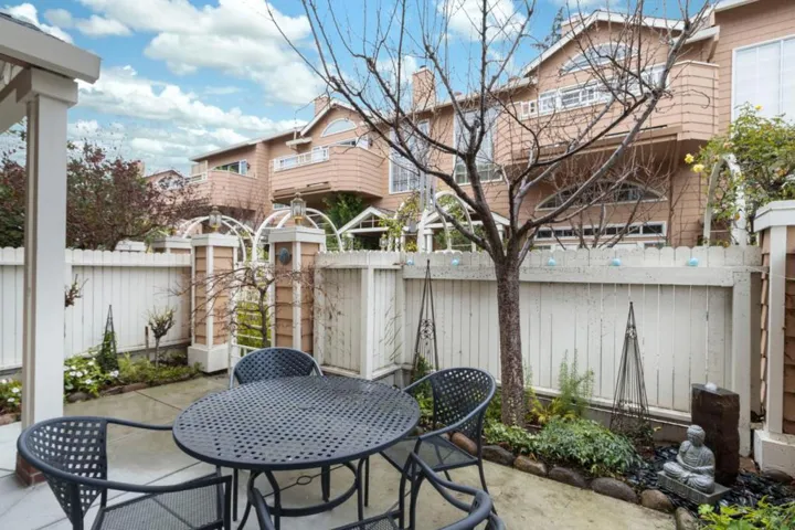 444 San Antonio Road 6a, Palo Alto, California 94306