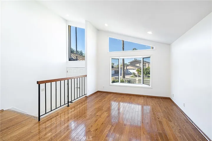 2912 Canna Street, Thousand Oaks, California 91360
